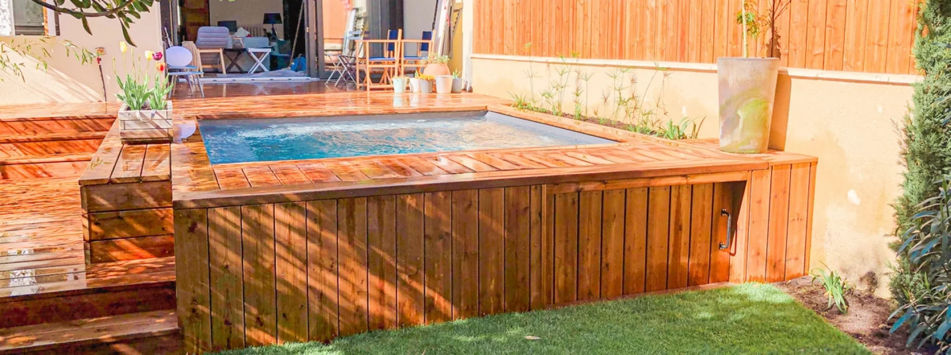 Terrasse de piscine : quelle essence de bois choisir ?