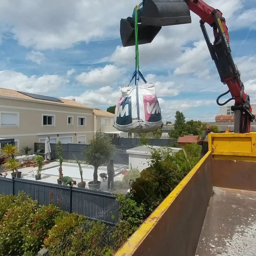 Amnagement d'un petit jardin avec boulodrome  Mrignac